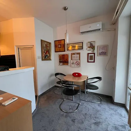 Cute Little Apartment Belgrad Exteriör bild