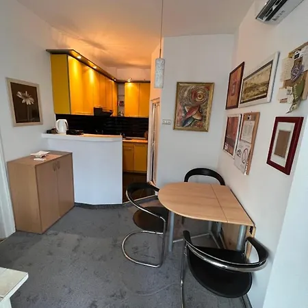 Cute Little Apartment Belgrad Exteriör bild
